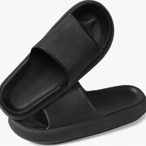 Men’s Black cloud slip on sandals/slippers (46-47) 12 size new without tags